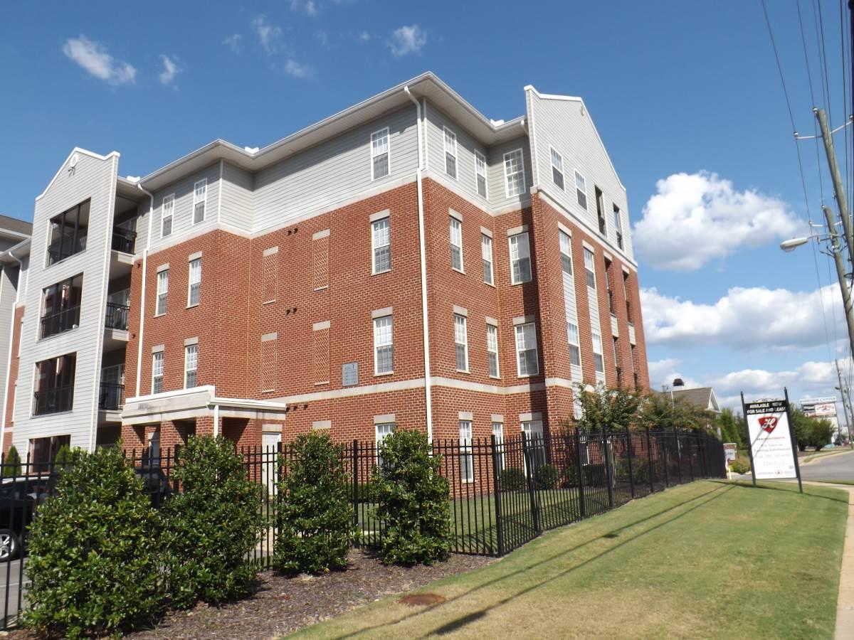 Houndstooth Condos Apartment in Tuscaloosa, AL