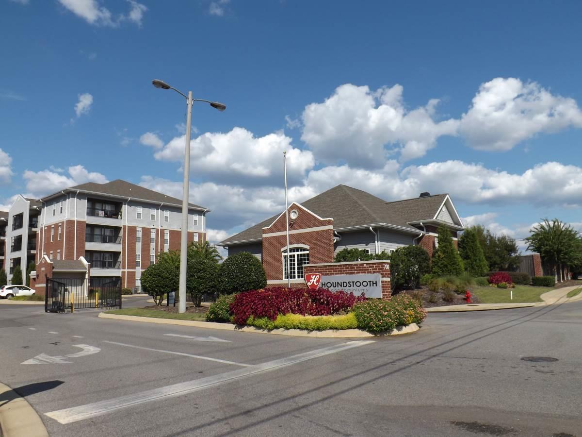 Houndstooth Condos Apartment in Tuscaloosa, AL