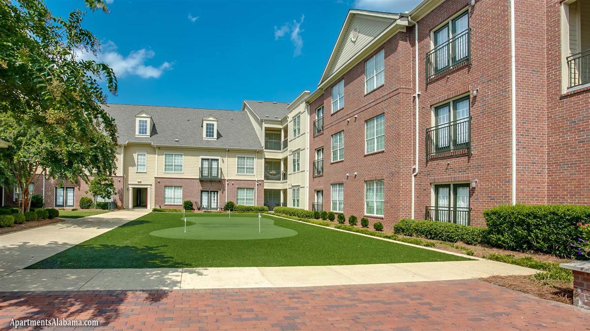 Midtown Village Apartment in Tuscaloosa, AL