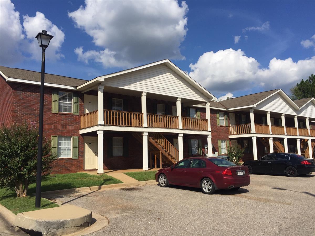 Valley Square Apartment in Tuscaloosa, AL