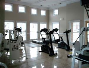 Crowne Pointe
