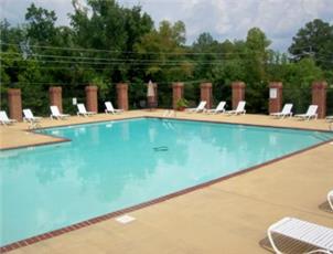 Crowne Pointe