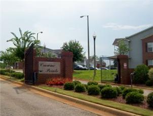 Crowne Pointe