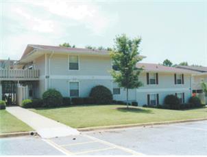 Essex Square Apartments